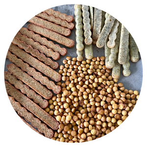 Verschiedne Snacks mit Collory Backmatte