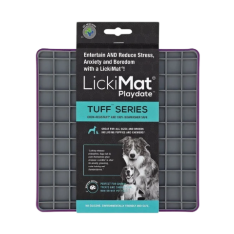 Lickimat playdate Tuff purple mit Anhanger Frontansicht
